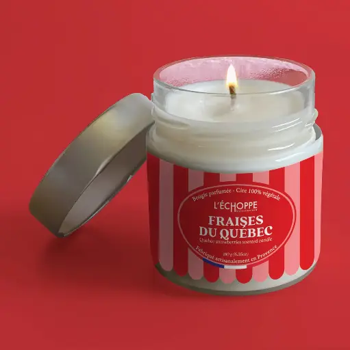 FRAISES DU QUÉBEC - QUEBEC STRAWBERRIES SCENTED CANDLE